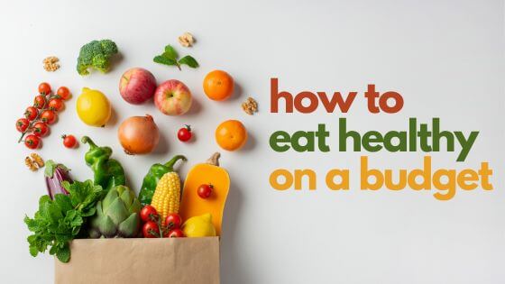 Grocery bag with fruits and vegetables to eat healthy