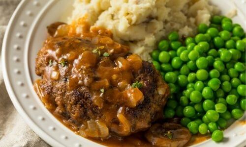 salisbury steak with mashed potatoes and peas