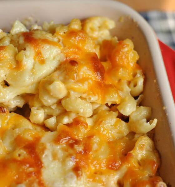 Baked Macaroni and Cheese in White Casserole Dish