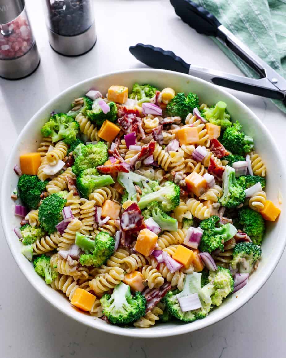 Salad with Broccoli and Pasta