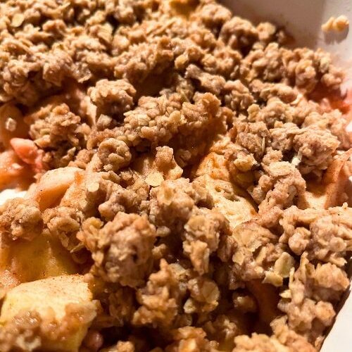 apple crisp in white dish