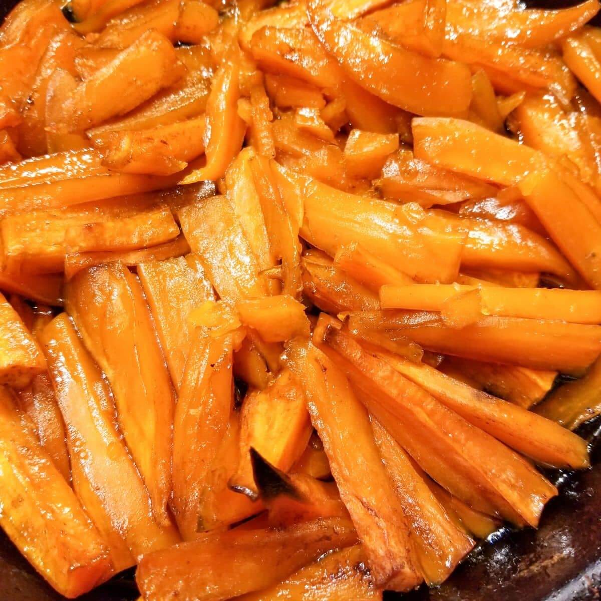 candied sweet potatoes in dish