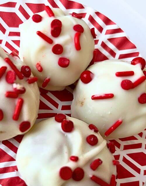 White chocolate truffles with peanut butter